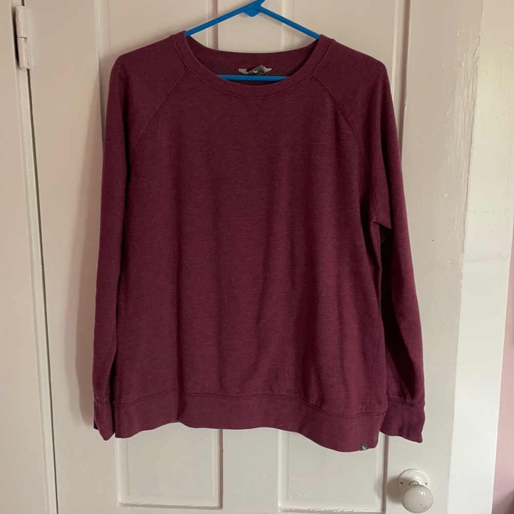 Eddie Bauer crewneck sweatshirt